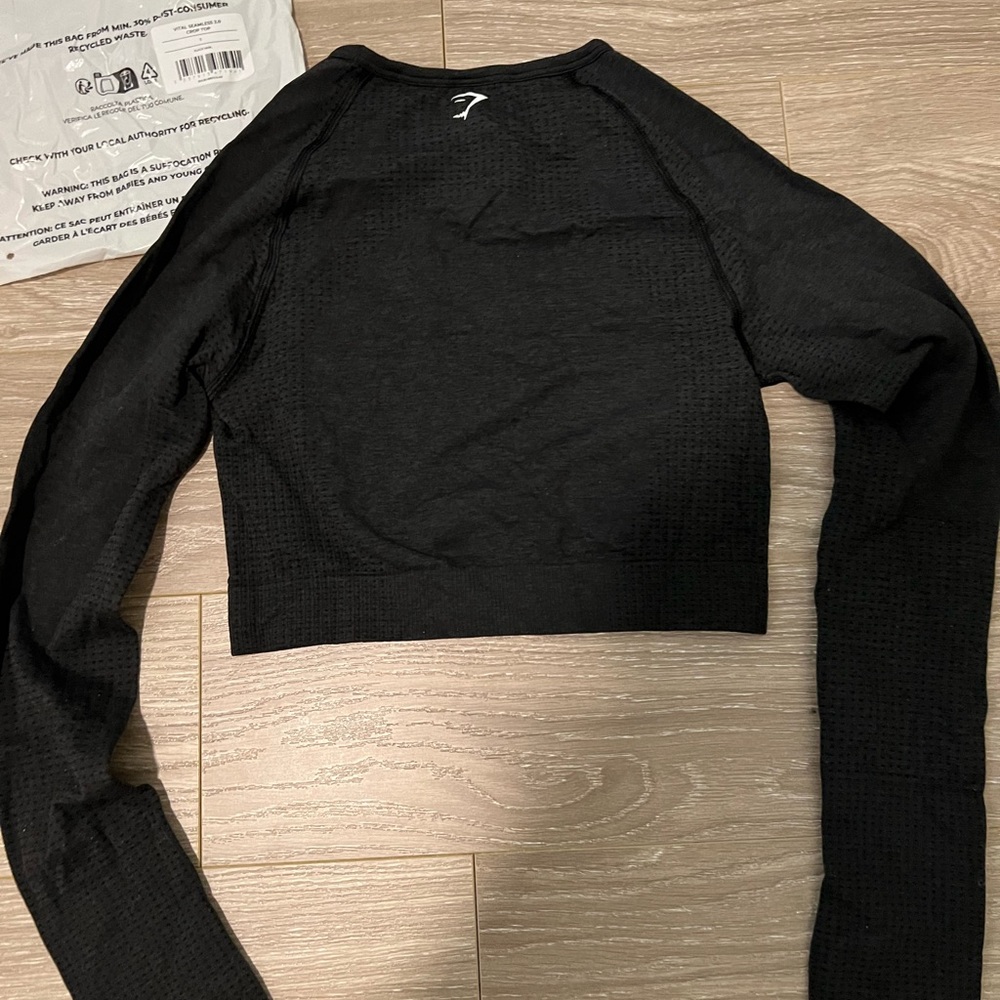 Gymshark Vital Seamless 2.0 Long Sleeve Crop Top - Picture 2 of 4